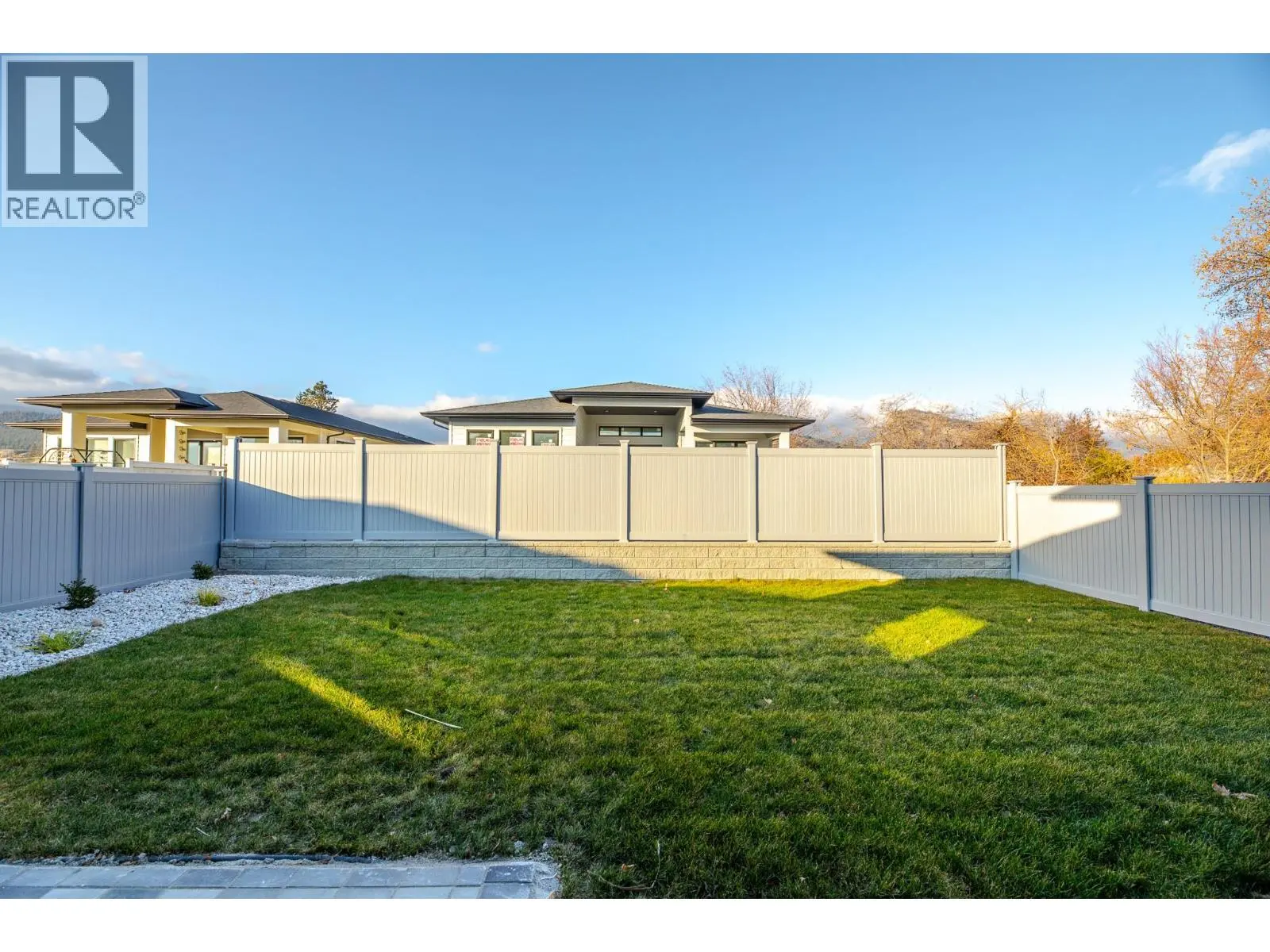 5586 Nixon Road. Summerland, British Columbia