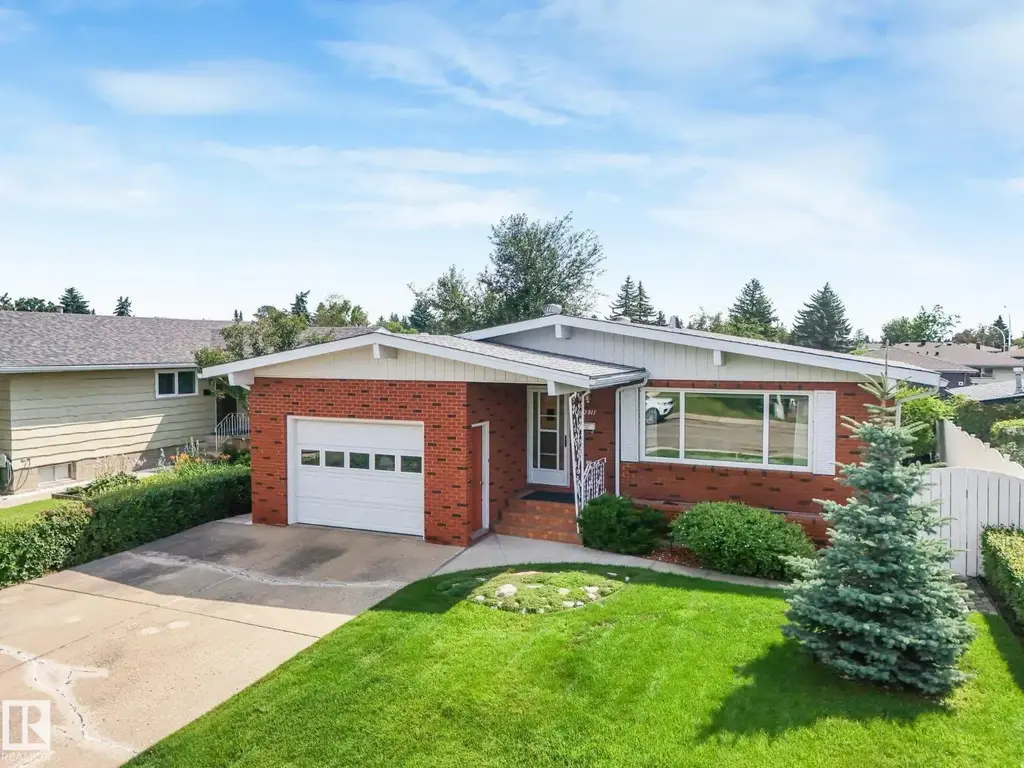 13911 86 St Nw, Edmonton