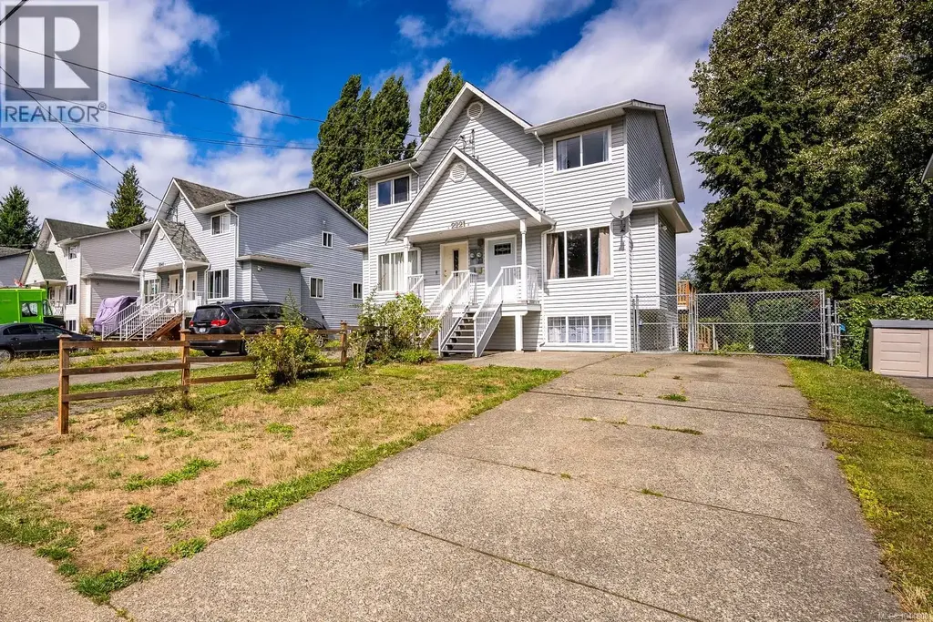 B 2221 Embleton Cres, Courtenay