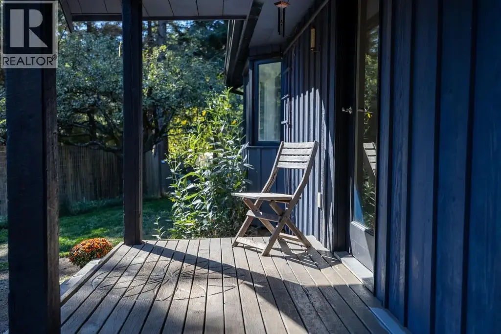 1302 Adams Road, Bowen Island