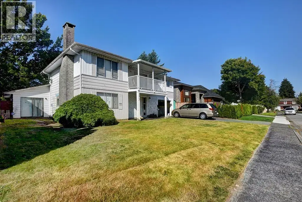 Main 6440 Mara Crescent, Richmond