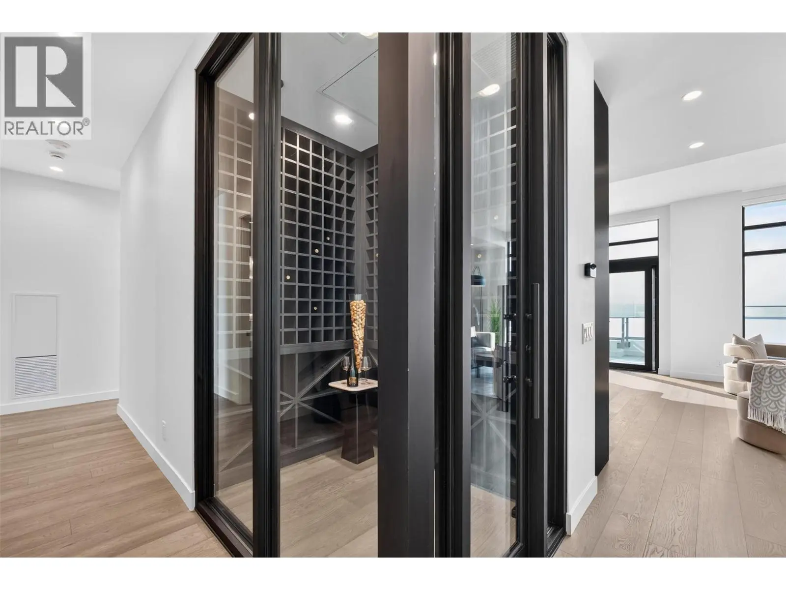 3800 Capozzi Road Unit# Ph2. Kelowna, British Columbia