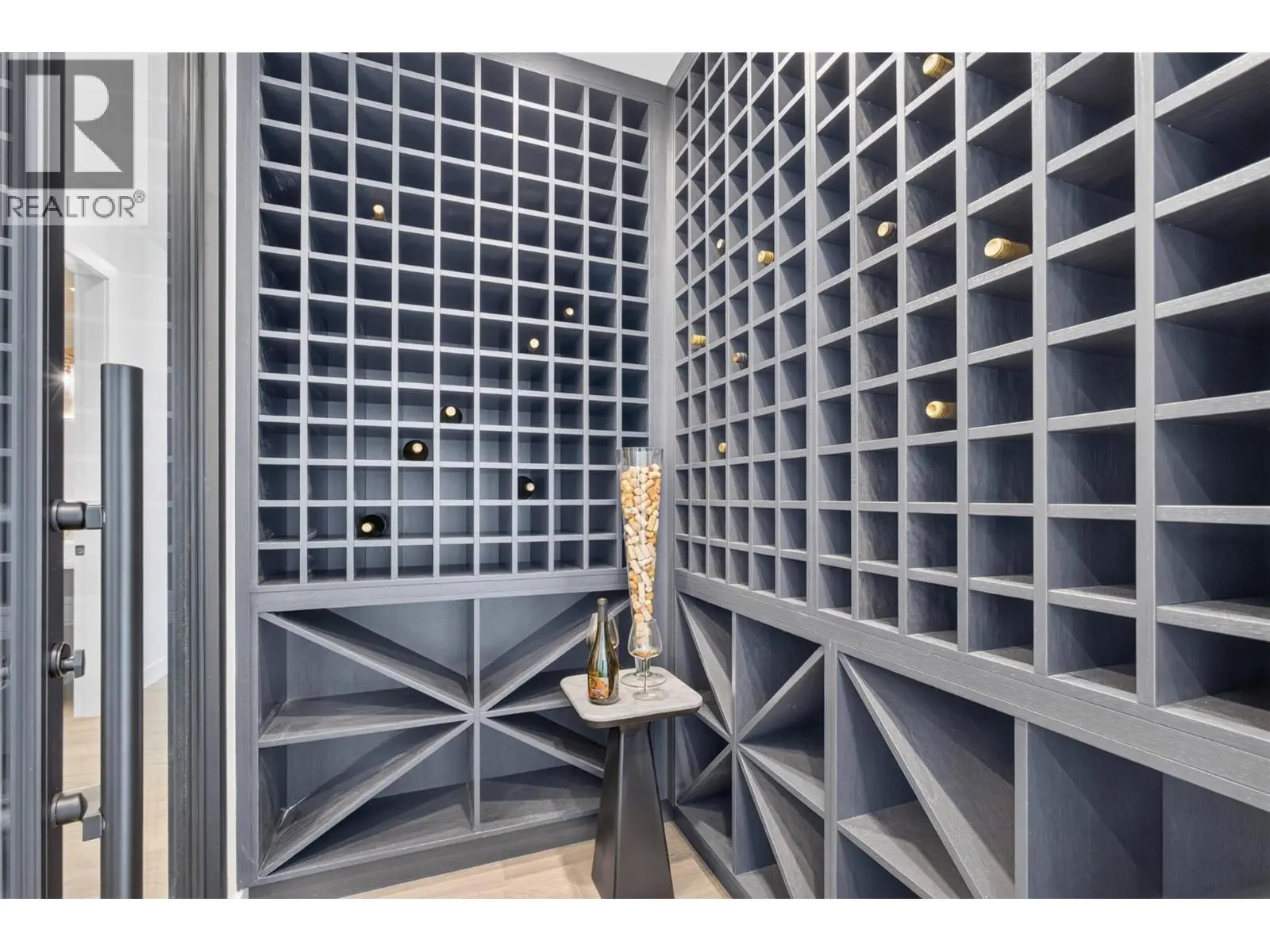 3800 Capozzi Road Unit# Ph2. Kelowna, British Columbia