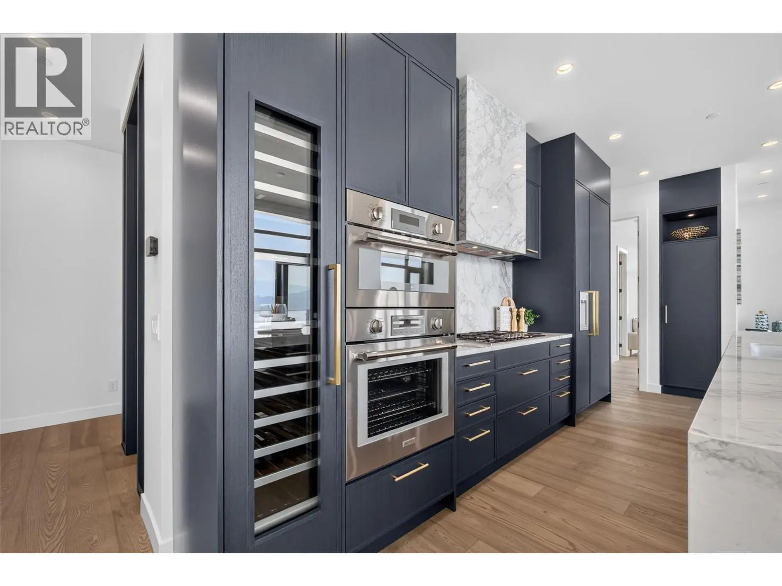 3800 Capozzi Road Unit# Ph2. Kelowna, British Columbia