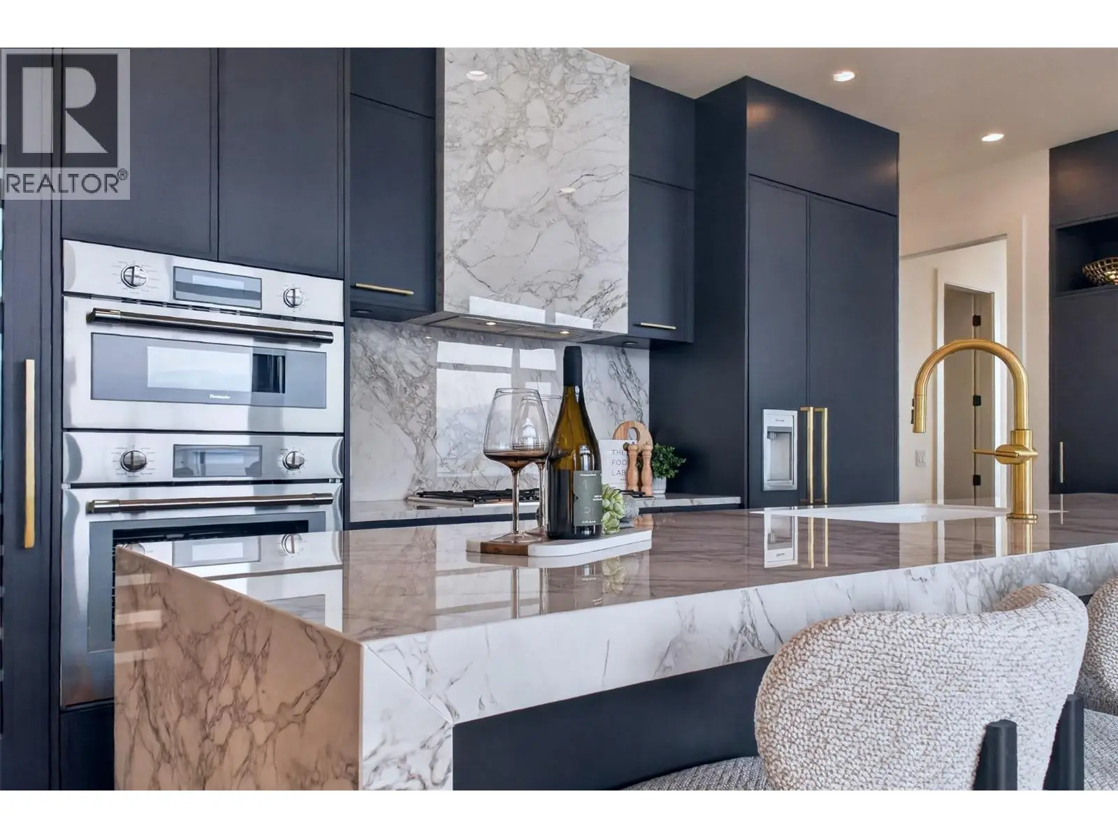 3800 Capozzi Road Unit# Ph2. Kelowna, British Columbia