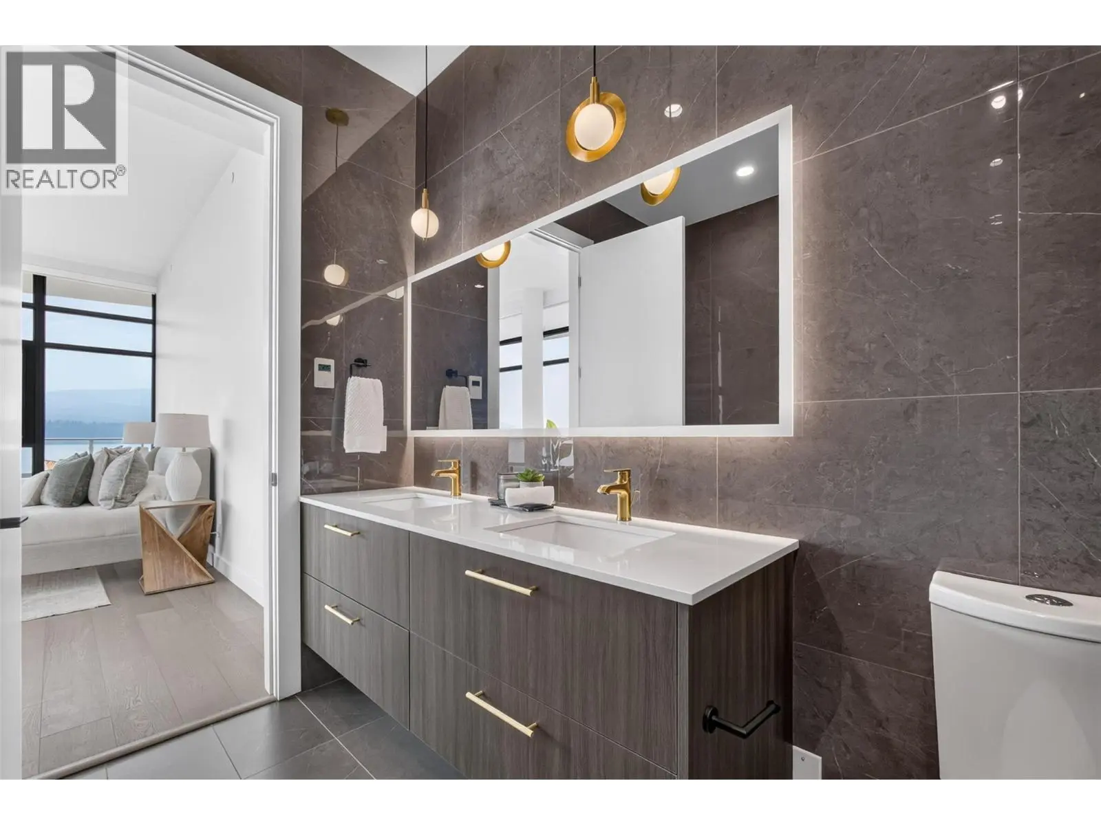 3800 Capozzi Road Unit# Ph2. Kelowna, British Columbia