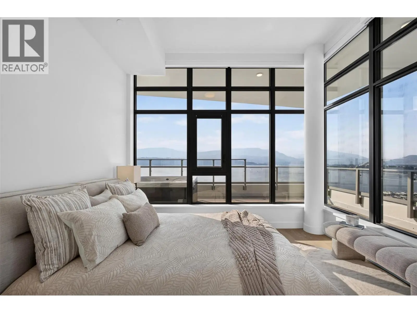 3800 Capozzi Road Unit# Ph2. Kelowna, British Columbia