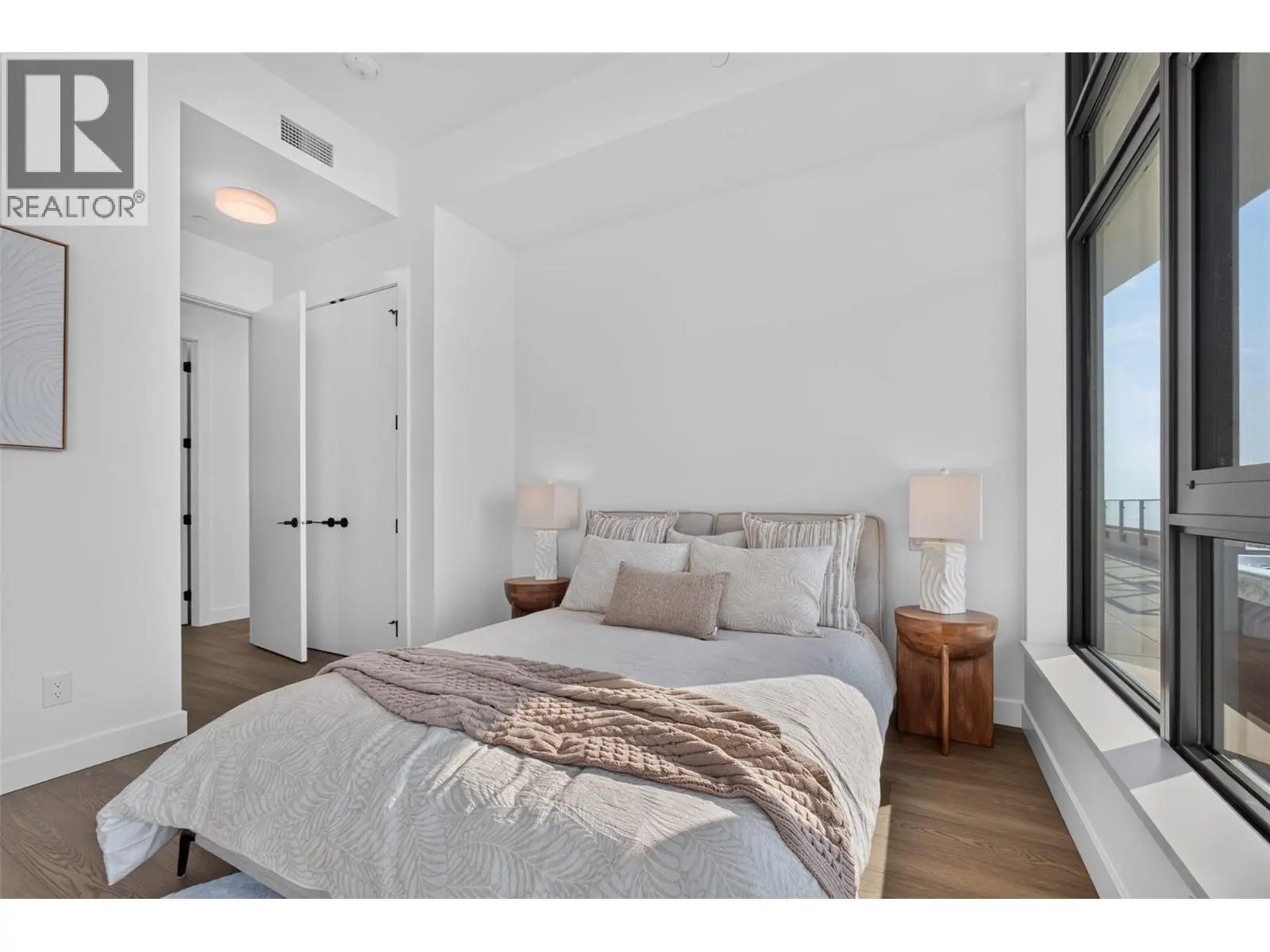 3800 Capozzi Road Unit# Ph2. Kelowna, British Columbia