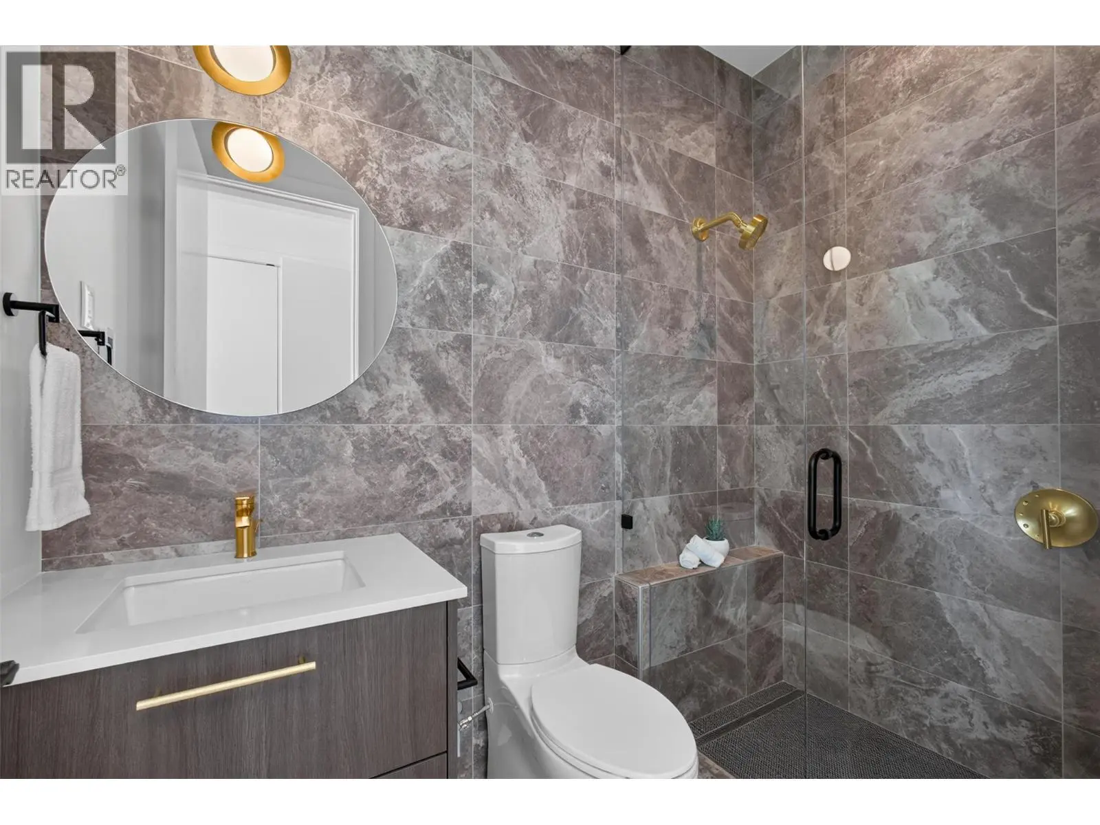 3800 Capozzi Road Unit# Ph2. Kelowna, British Columbia