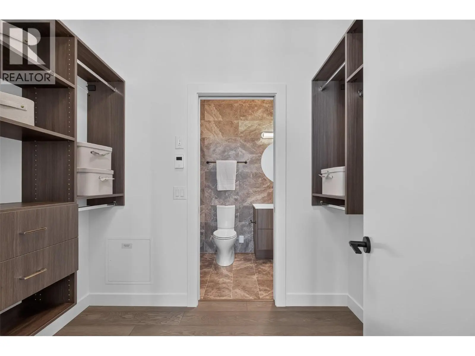 3800 Capozzi Road Unit# Ph2. Kelowna, British Columbia