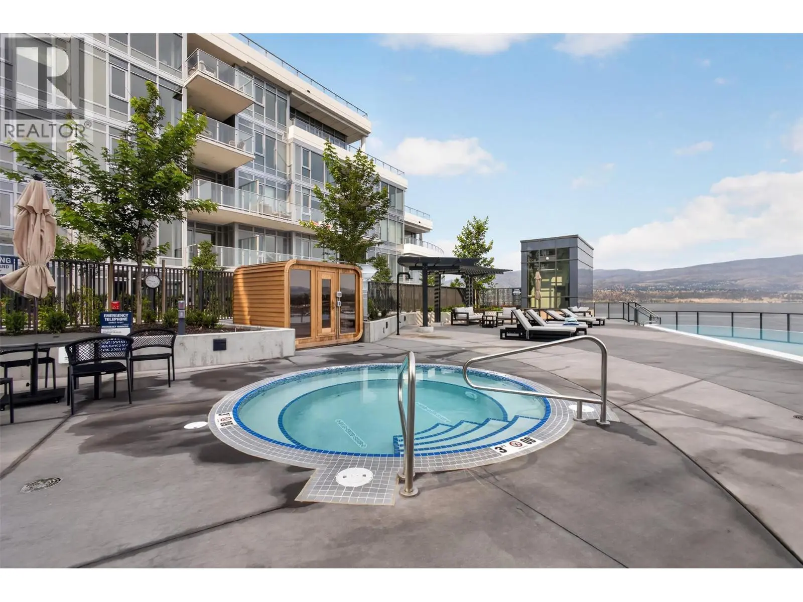 3800 Capozzi Road Unit# Ph2. Kelowna, British Columbia