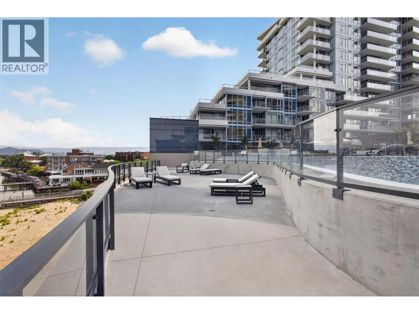 3800 Capozzi Road Unit# Ph2. Kelowna, British Columbia