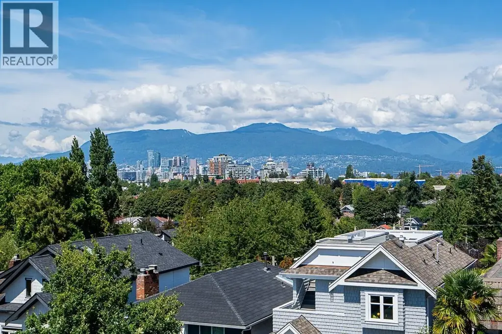 3 676 E 22nd Avenue, Vancouver