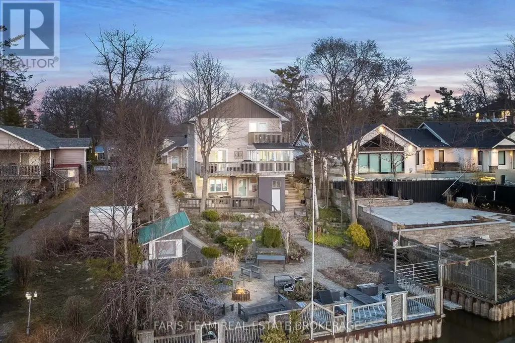 60 River Avenue Crescent, Wasaga Beach