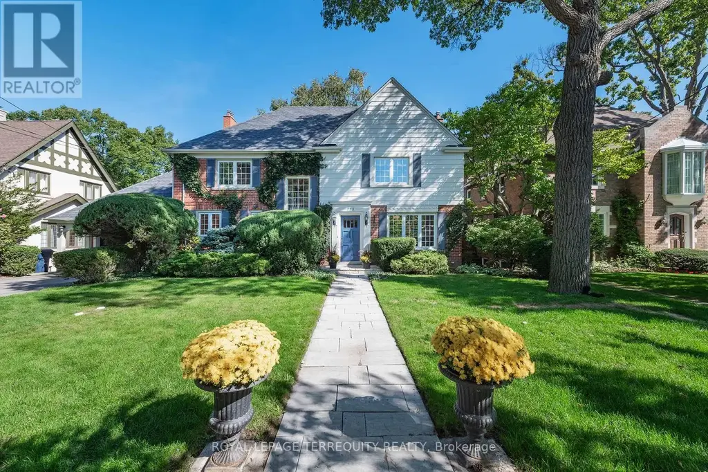 223 Riverside Drive, Toronto (High Park-Swansea)