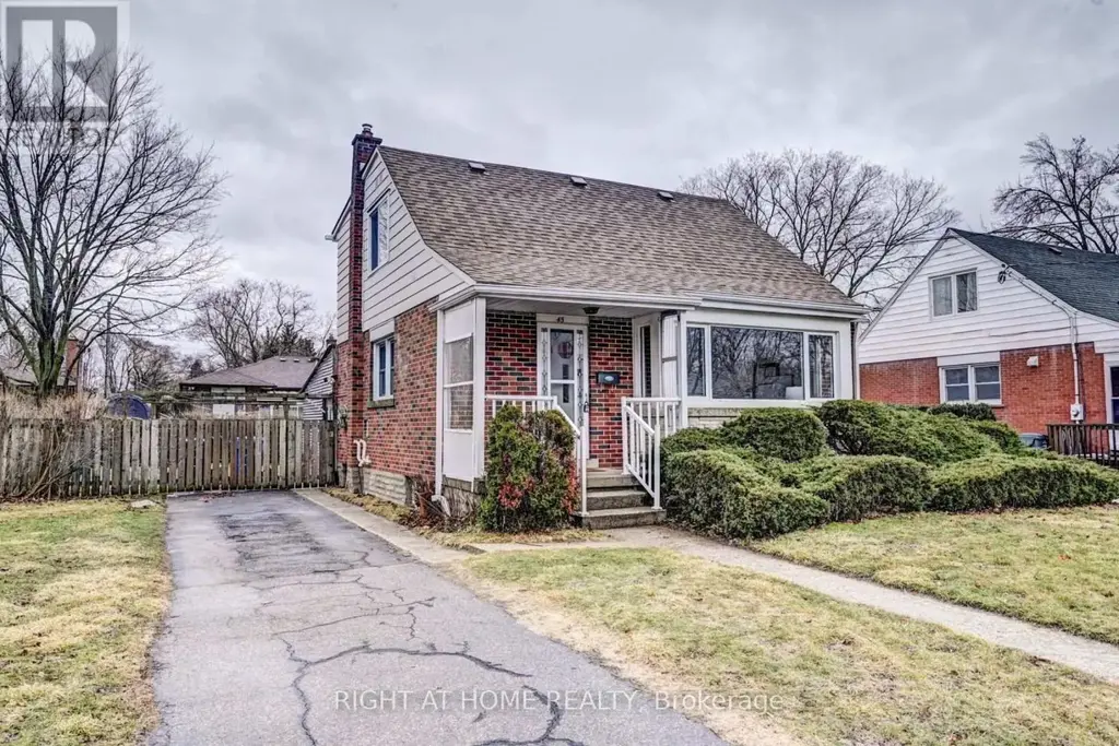 45 Philip Avenue, Guelph (General Hospital)