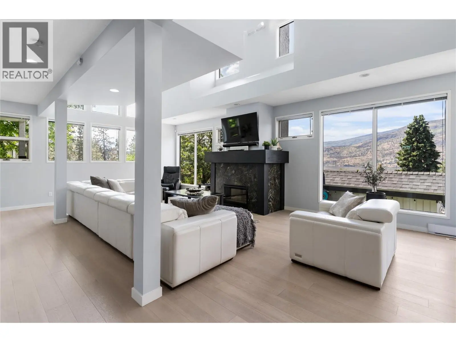 2060 Bennett Road. Kelowna, British Columbia