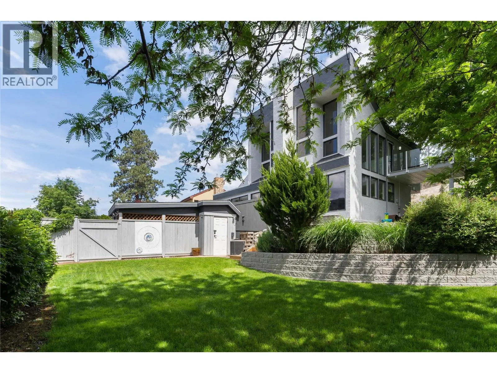 2060 Bennett Road. Kelowna, British Columbia