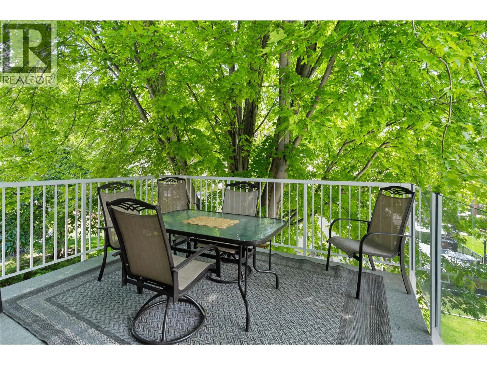 2060 Bennett Road. Kelowna, British Columbia