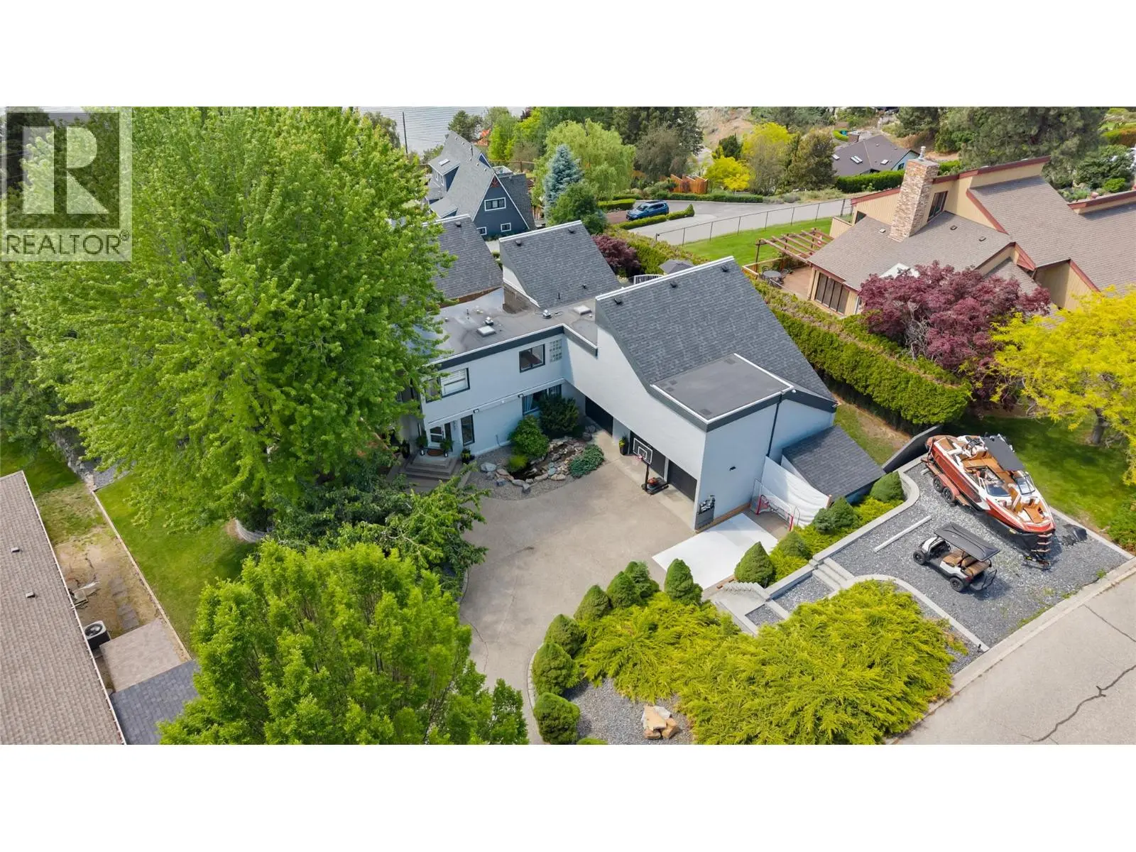 2060 Bennett Road. Kelowna, British Columbia