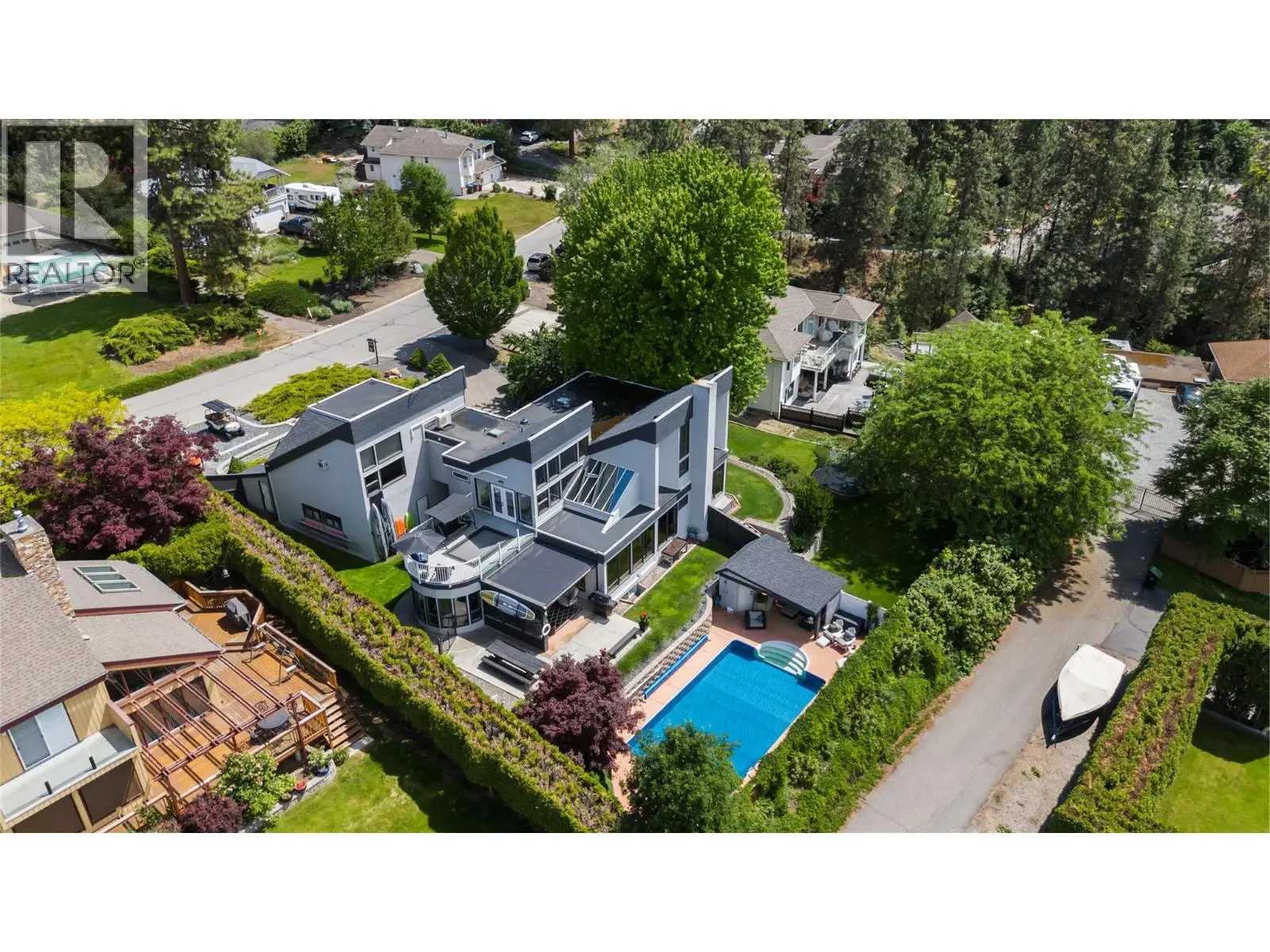 2060 Bennett Road. Kelowna, British Columbia