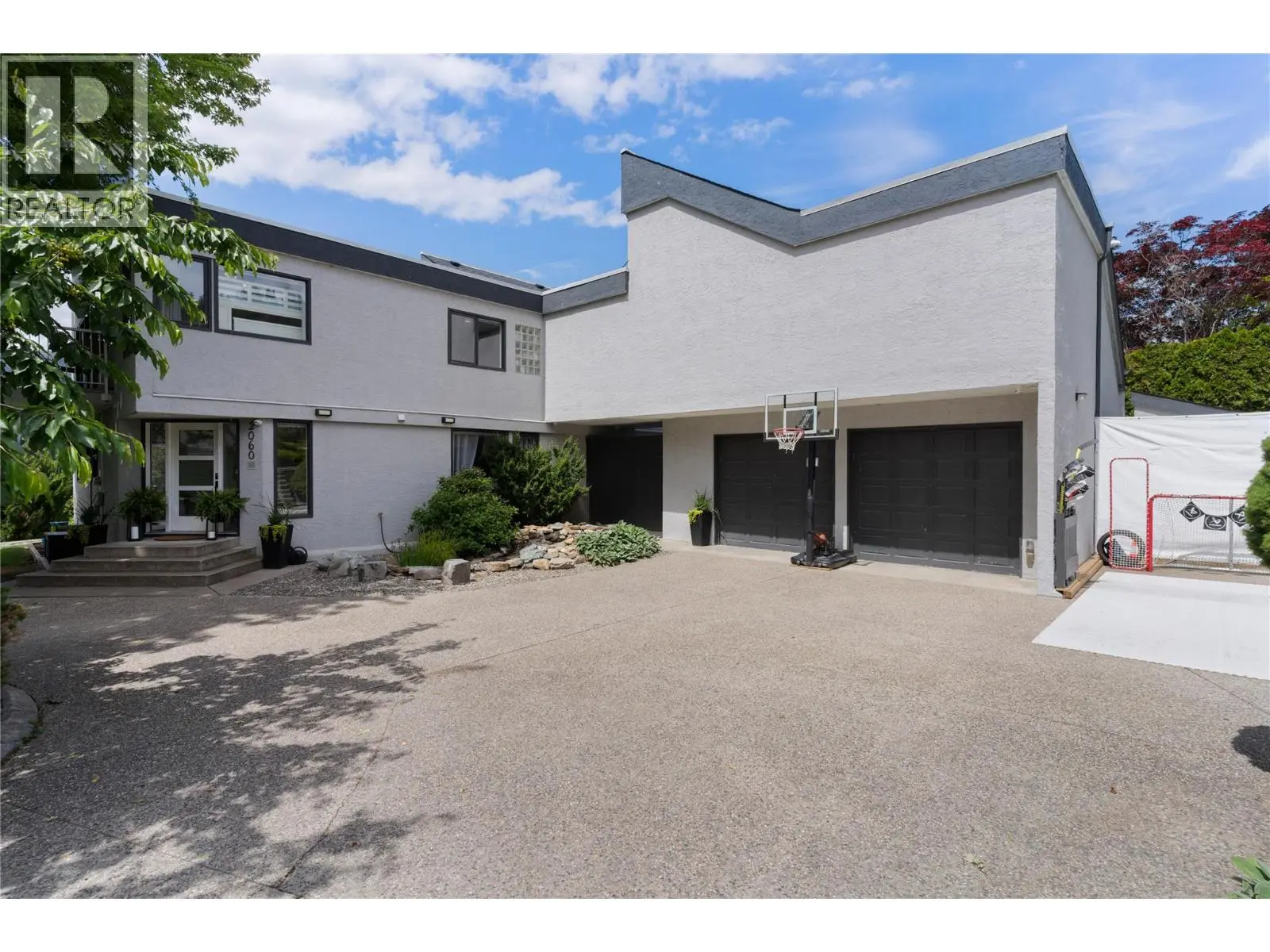 2060 Bennett Road. Kelowna, British Columbia