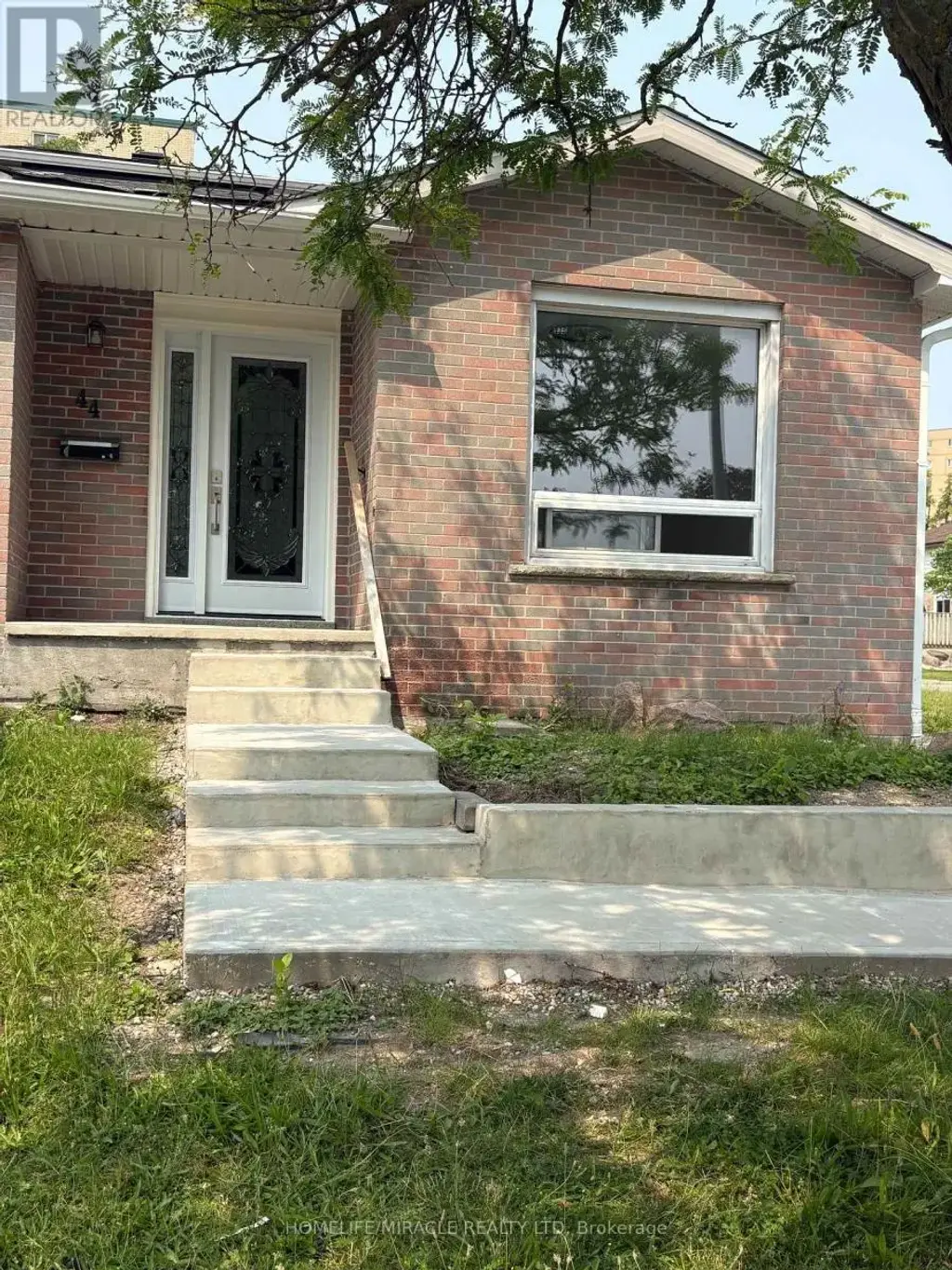 44 Sylvia Street, Barrie (Grove East)