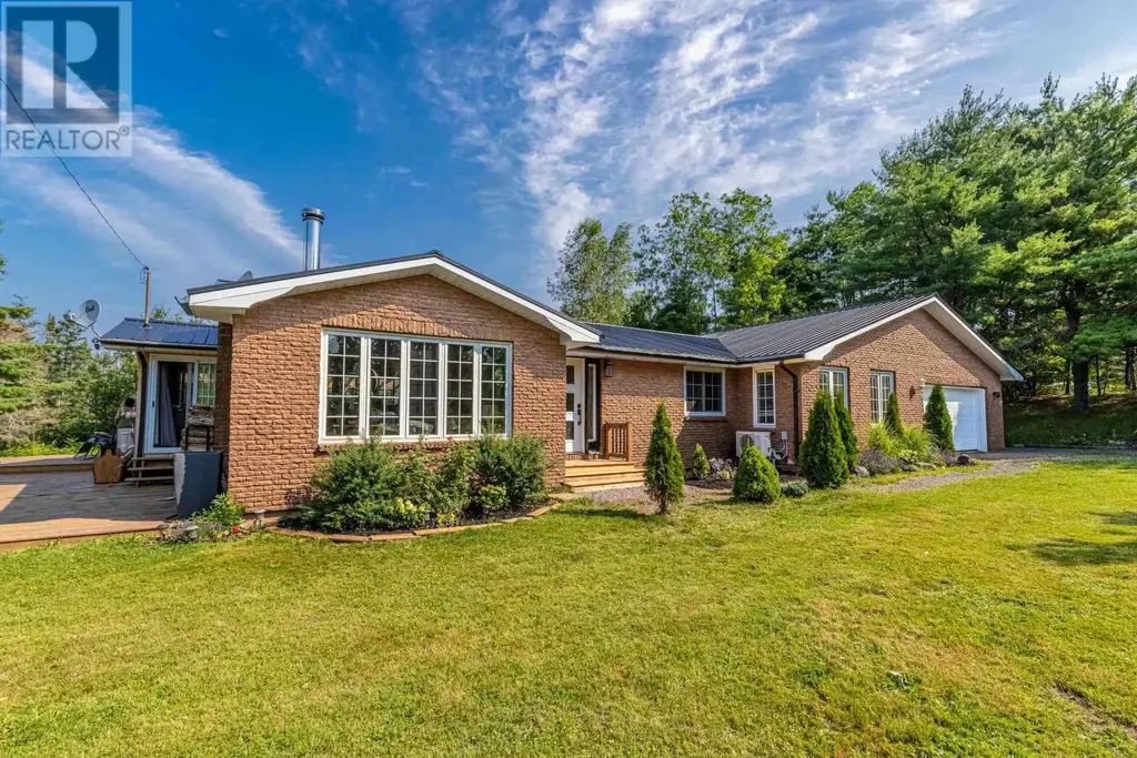 2878 Douses Road, Belle River