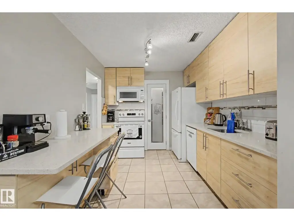 #39 3111 142 Av Nw, Edmonton