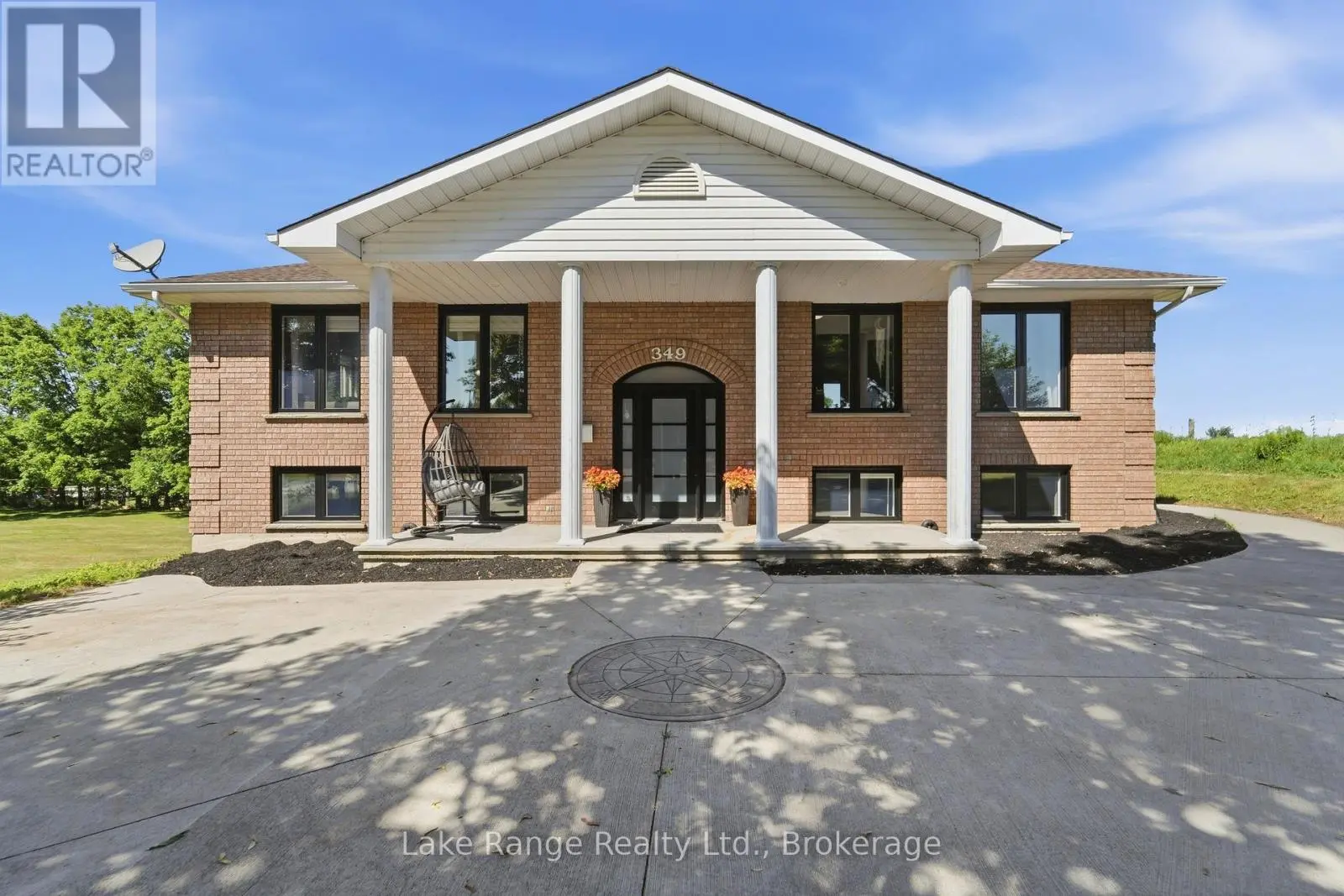 349 South Delhi Street, Huron-Kinloss (Lucknow)