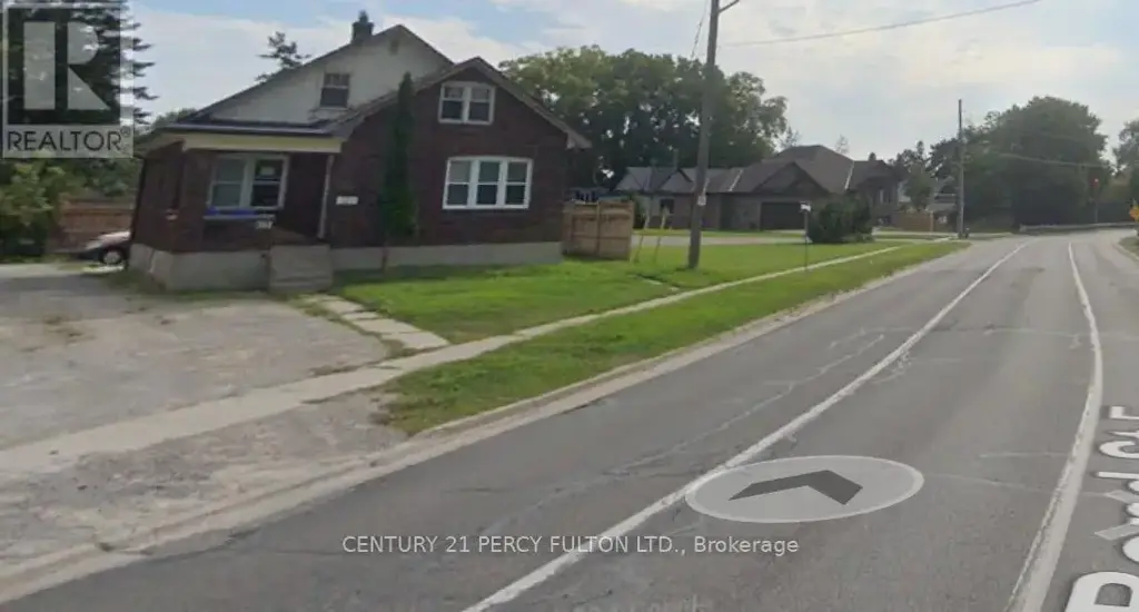 361 Bond Street E, Oshawa (O'Neill)