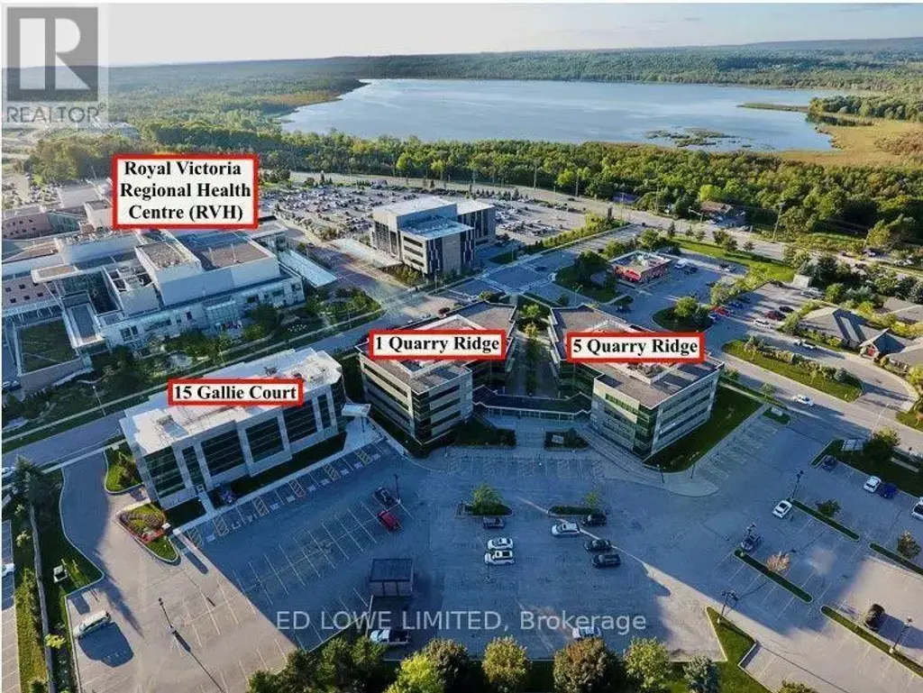 204 - 1 Quarry Ridge Road, Barrie (Georgian Drive)