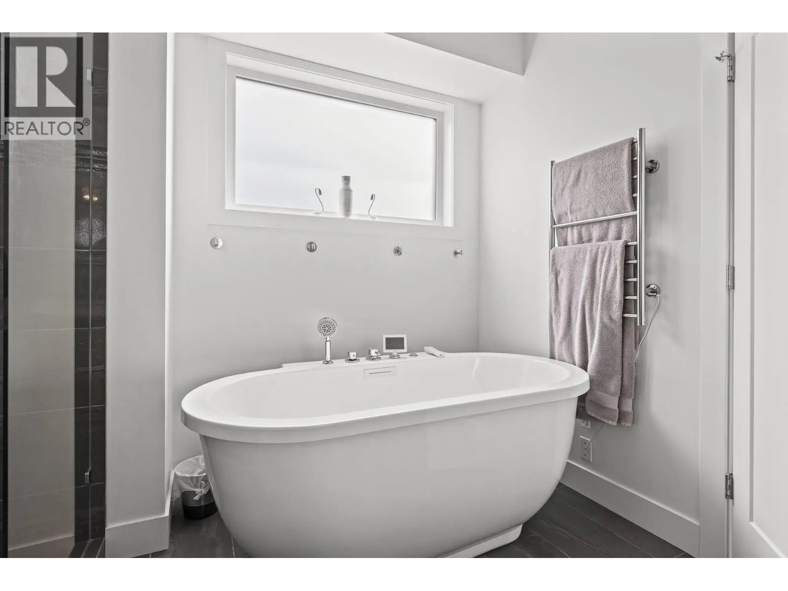 3643 Wild Rose Road. Kelowna, British Columbia