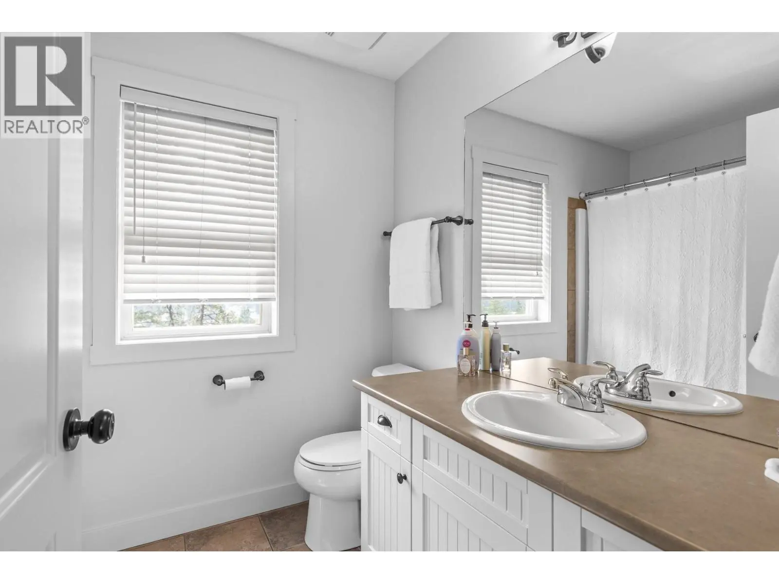 1065 Long Ridge Drive. Kelowna, British Columbia