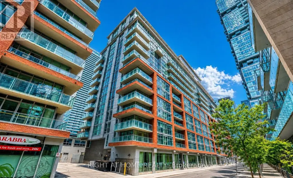 Lph01 - 21 Nelson Street, Toronto (Waterfront Communities)