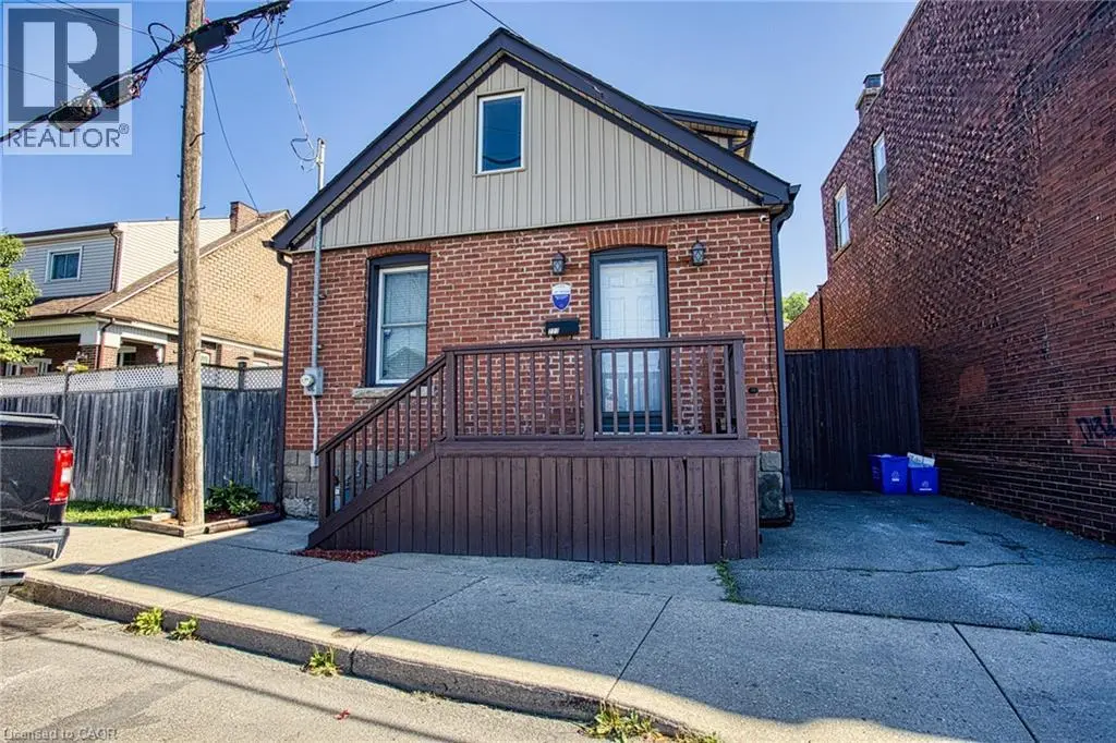 227 Beach Road, Hamilton