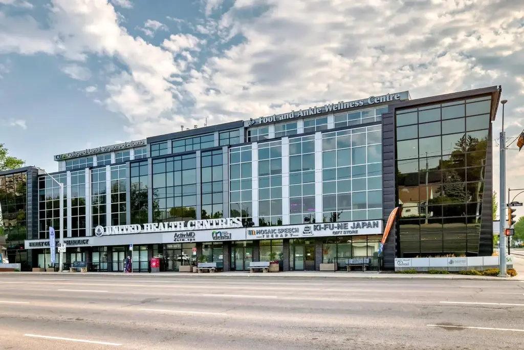 101 And 102, 7609 109 Street Nw, Edmonton