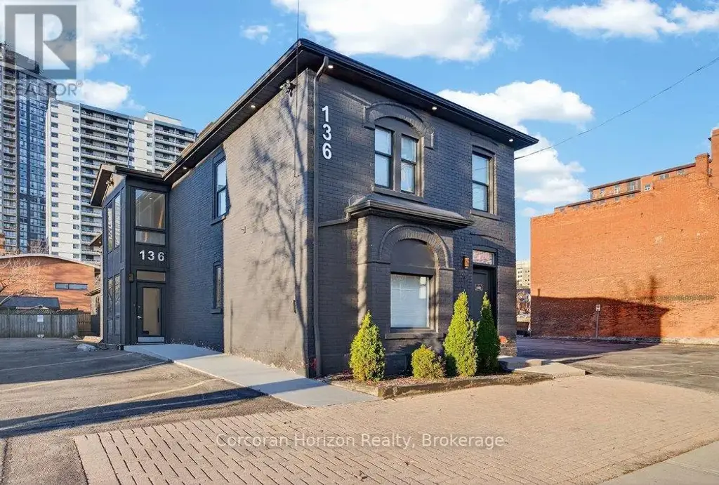 Full - 136 Young Street, Hamilton (Corktown)