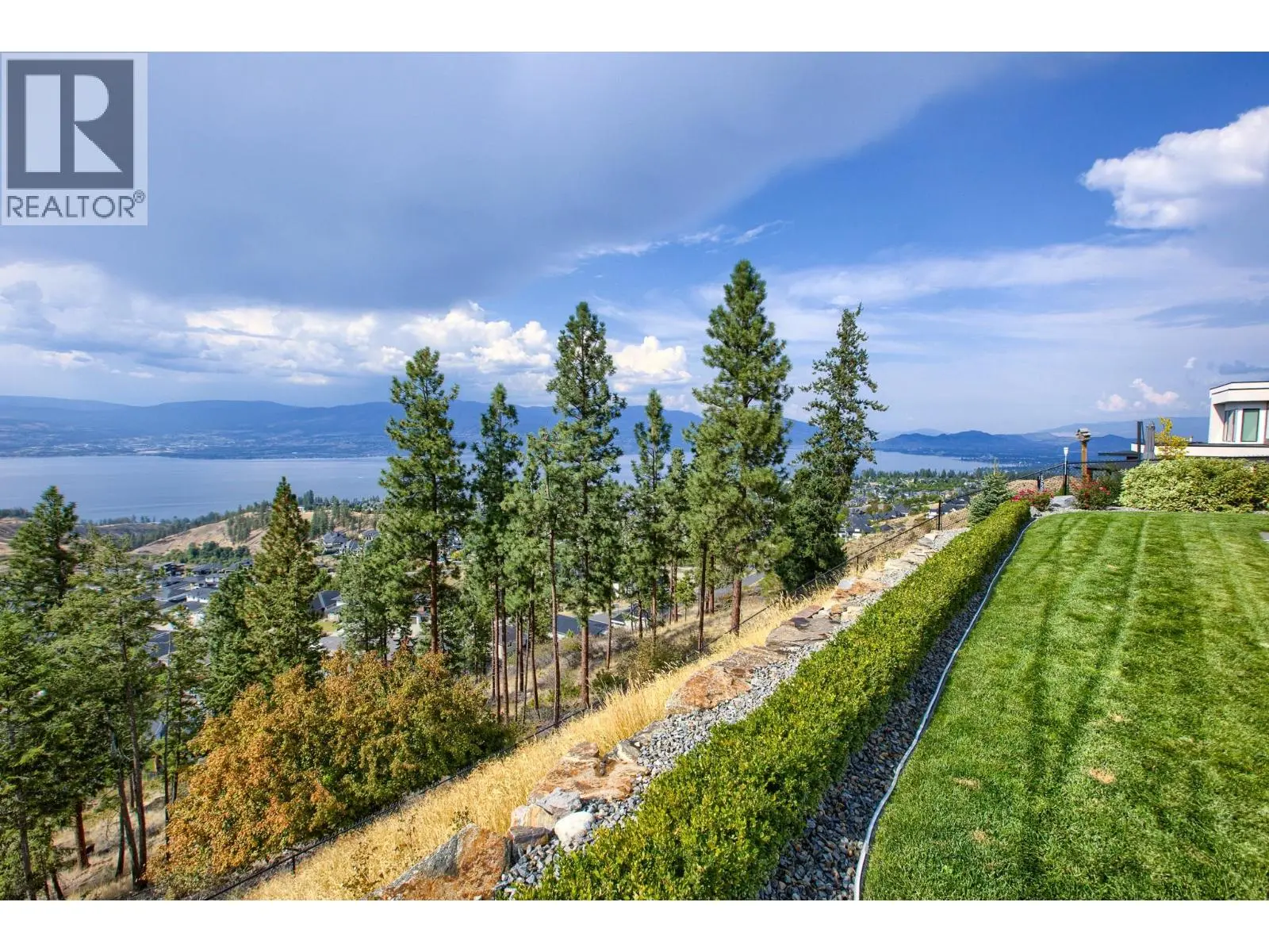 5650 The Edge Place Unit# 108. Kelowna, British Columbia