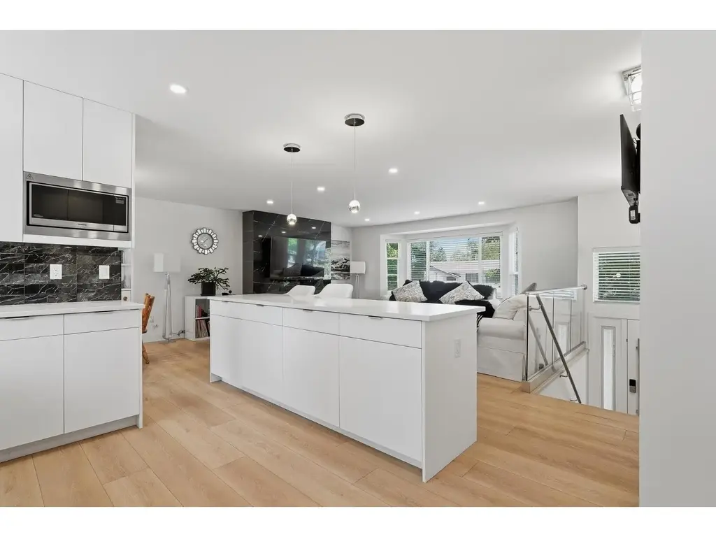 14348 Gladstone Drive, Surrey