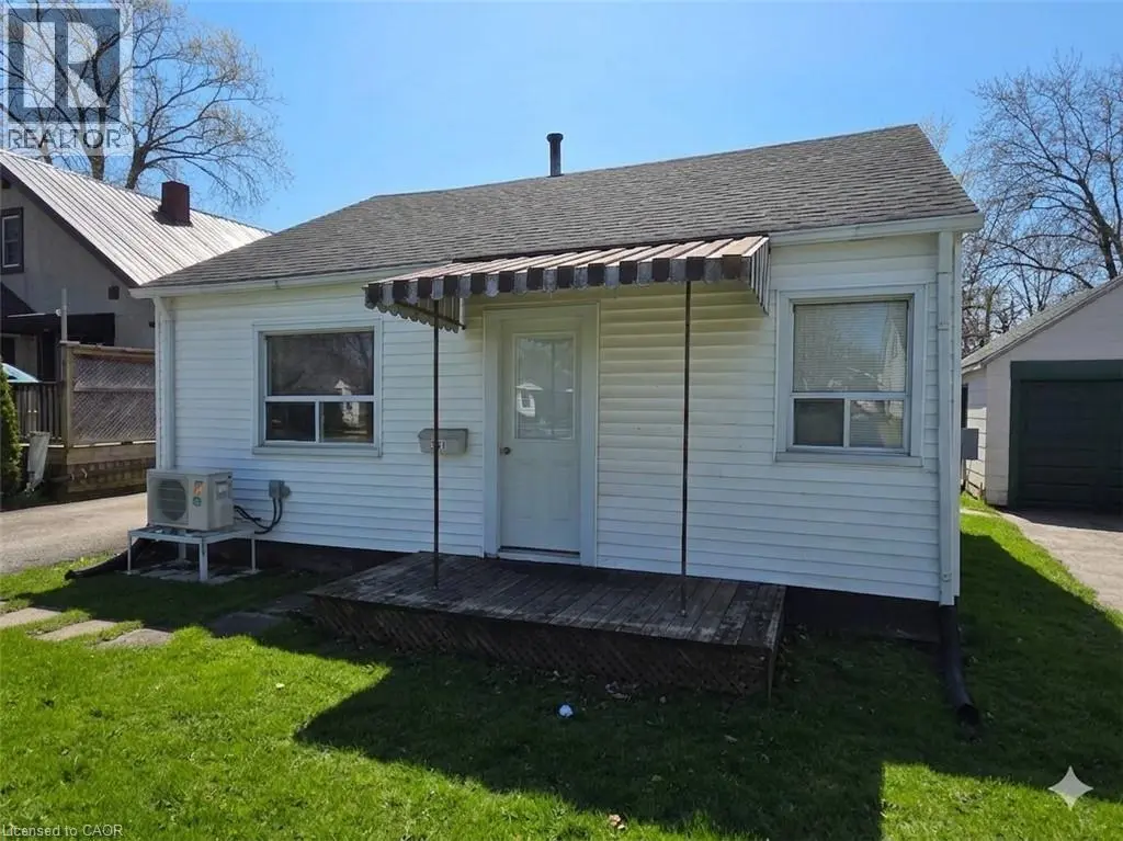 341 Corvette Street, Welland