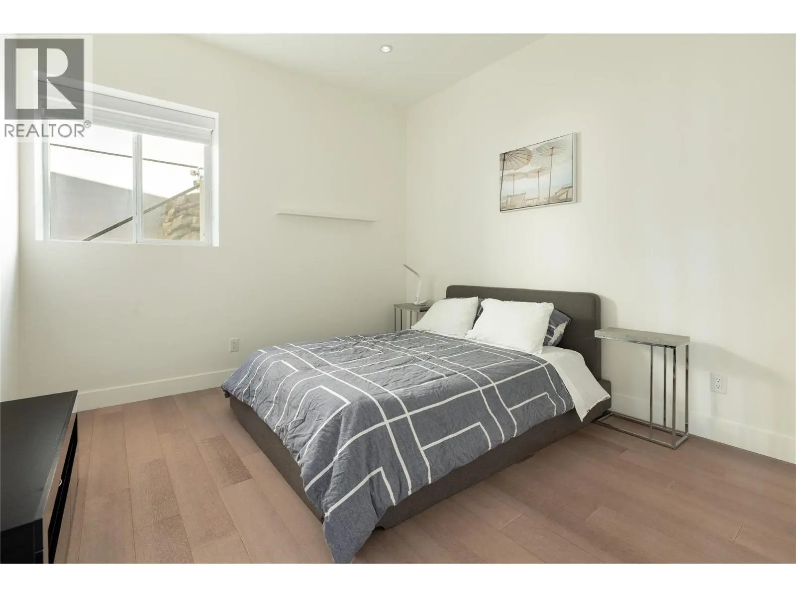 5552 Upper Mission Drive. Kelowna, British Columbia