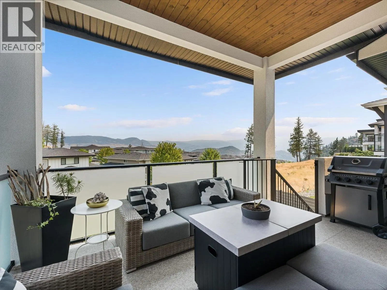 208 Skyland Drive. Kelowna, British Columbia