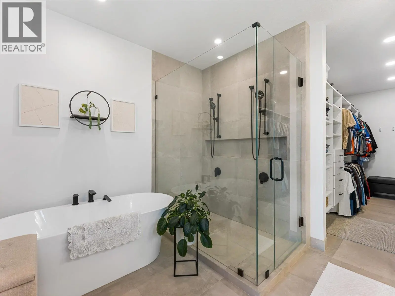 208 Skyland Drive. Kelowna, British Columbia