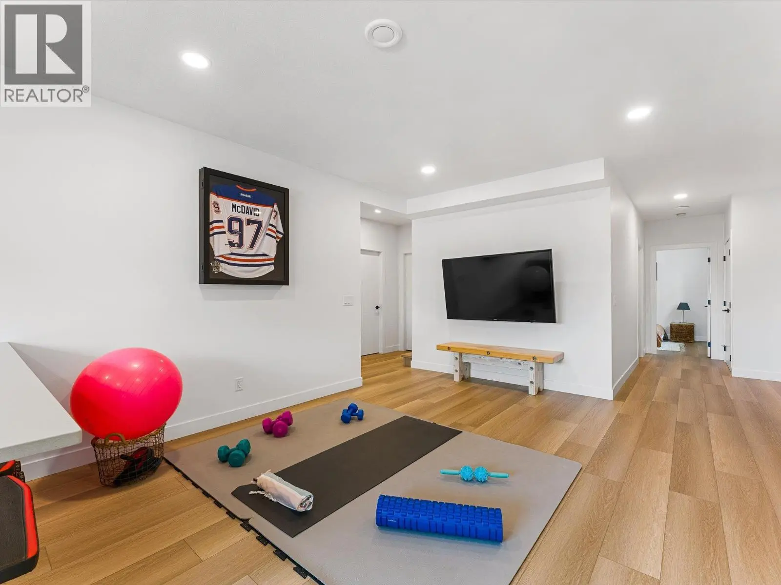 208 Skyland Drive. Kelowna, British Columbia