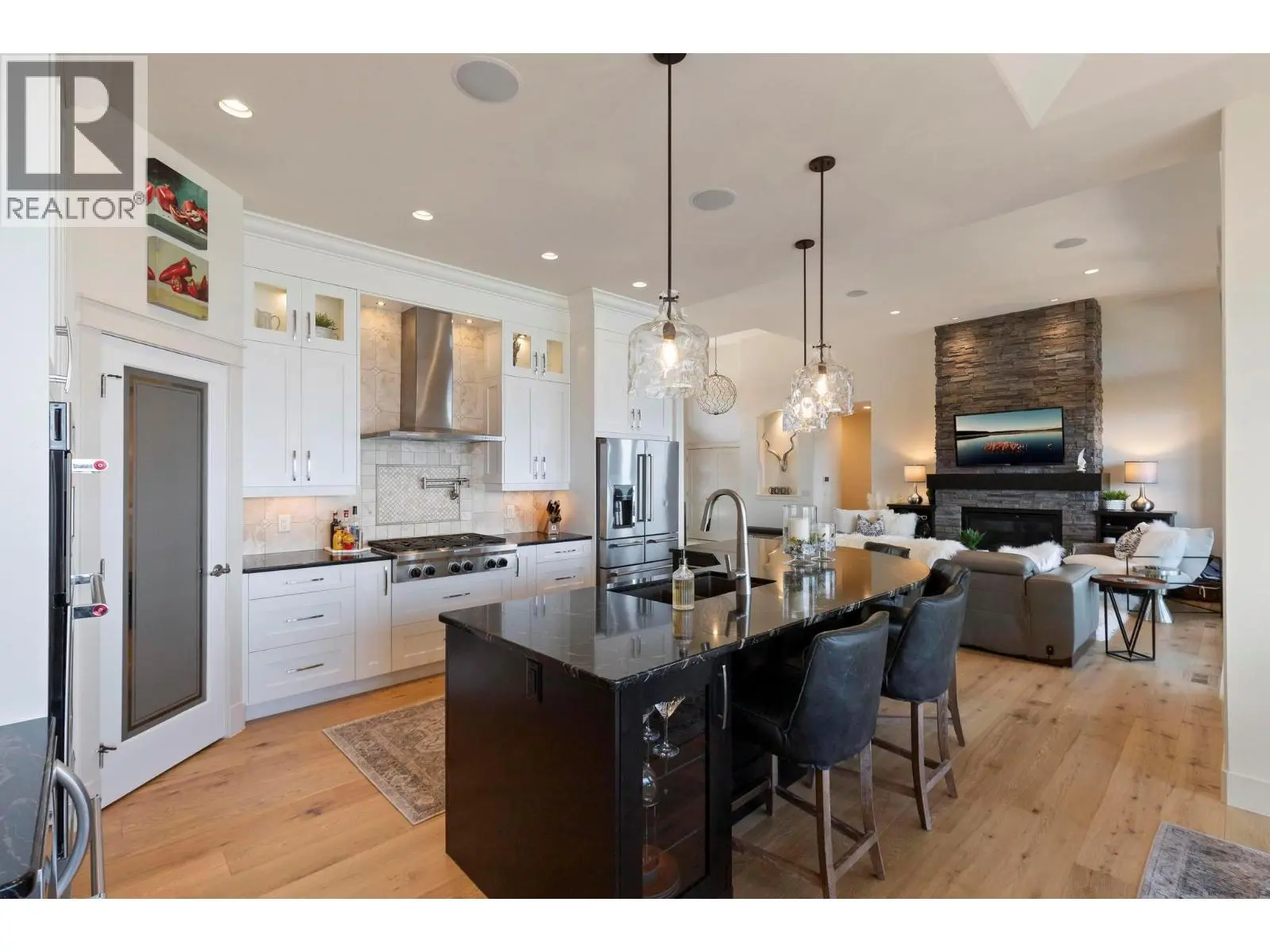 722 Kuipers Crescent. Kelowna, British Columbia