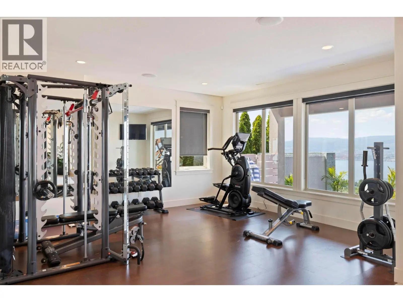 722 Kuipers Crescent. Kelowna, British Columbia
