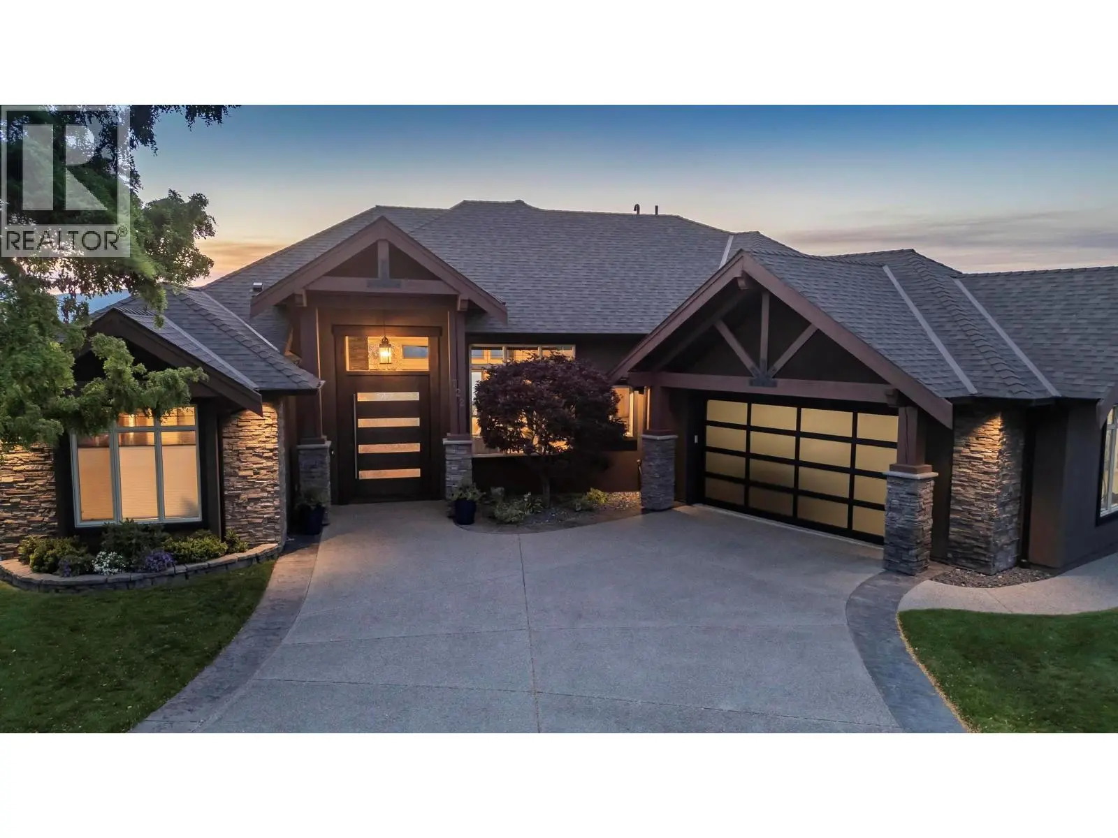 722 Kuipers Crescent. Kelowna, British Columbia