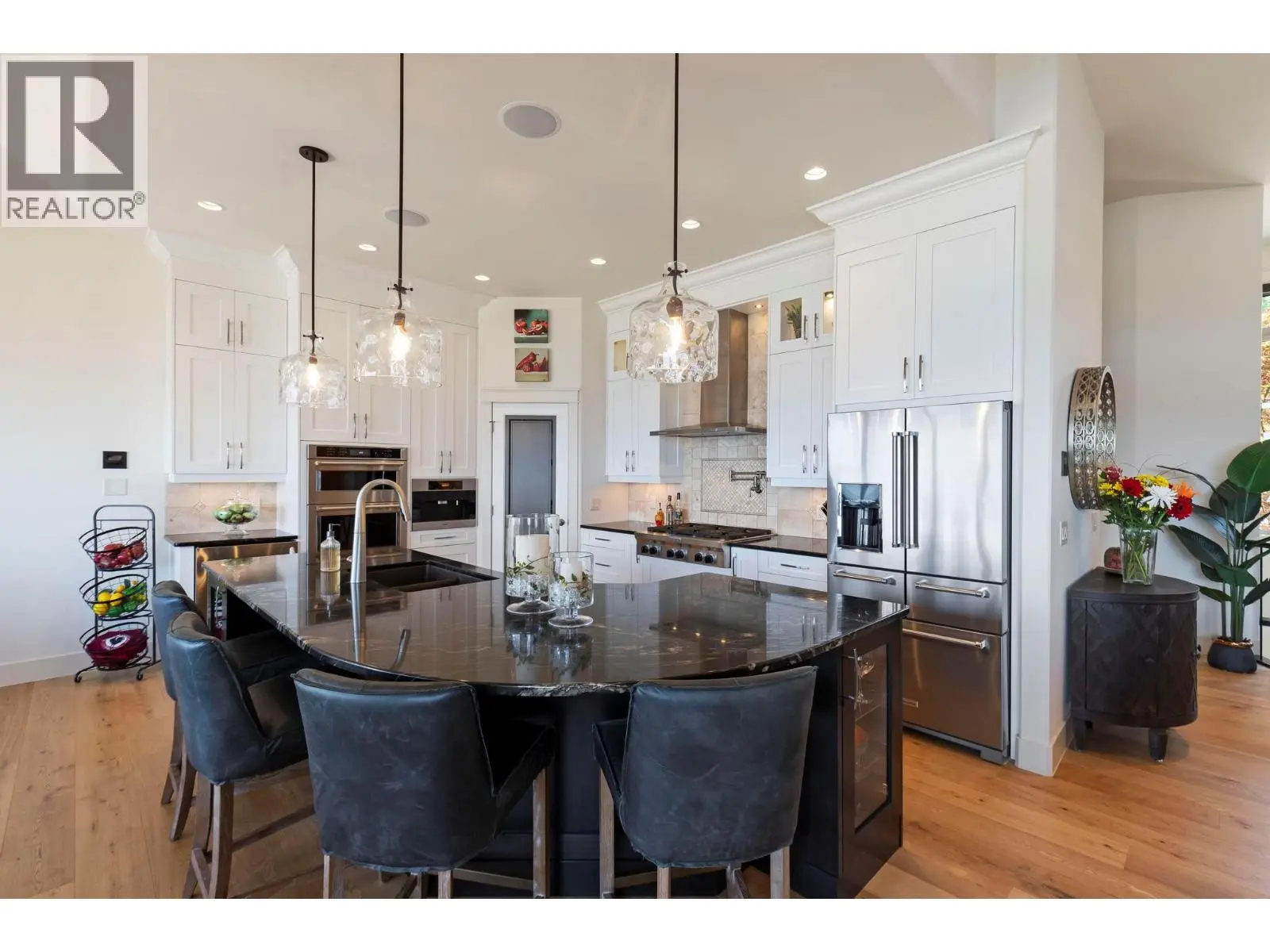 722 Kuipers Crescent. Kelowna, British Columbia