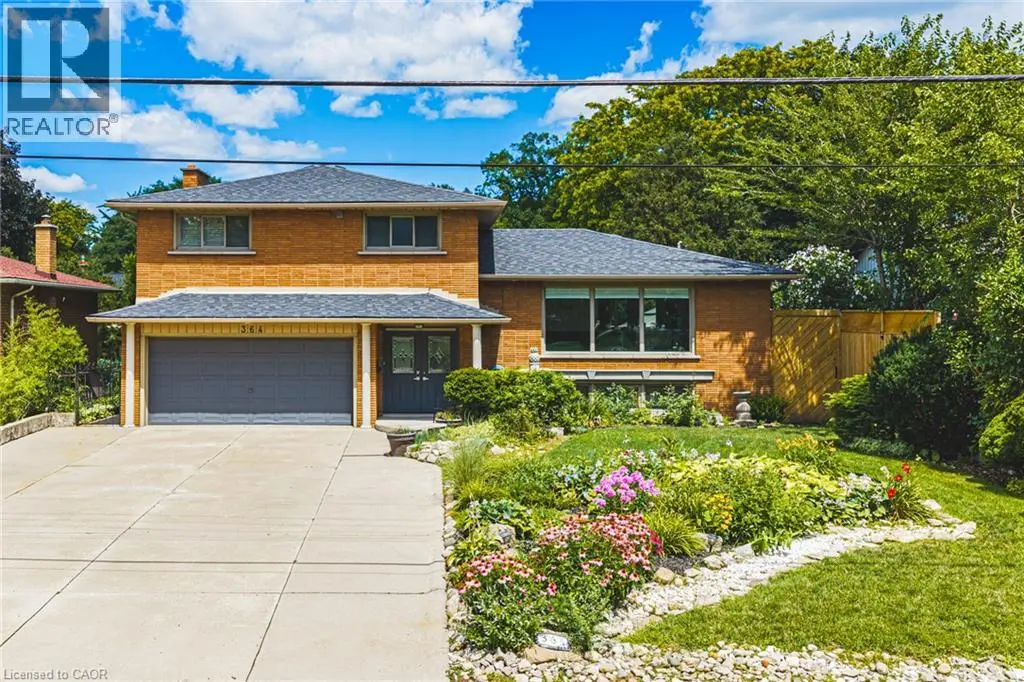 364 Fennell Avenue W, Hamilton